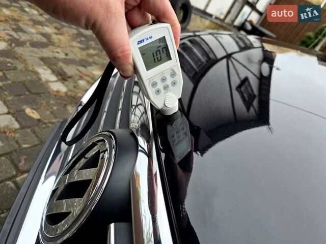 Черный Фольксваген Пассат, объемом двигателя 2 л и пробегом 225 тыс. км за 8800 $, фото 31 на Automoto.ua