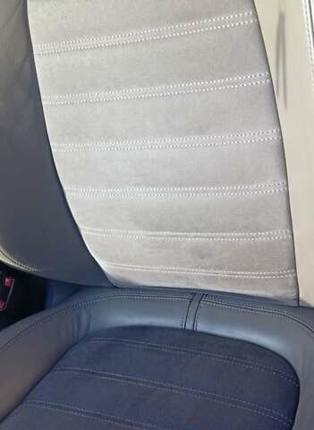 Черный Фольксваген Пассат, объемом двигателя 1.97 л и пробегом 325 тыс. км за 8900 $, фото 23 на Automoto.ua