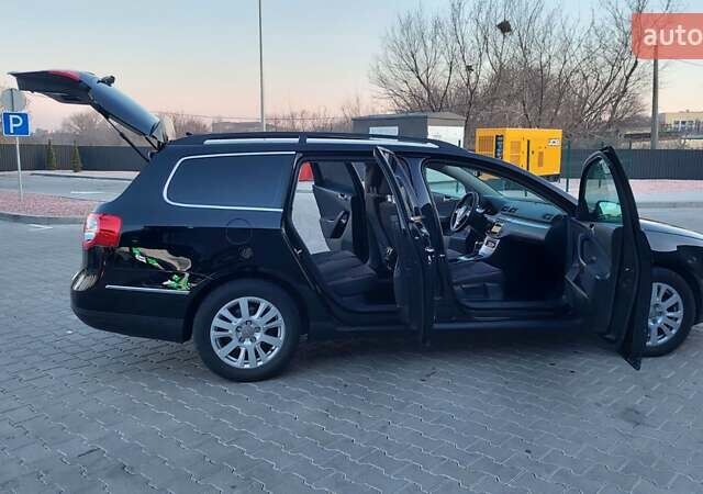 Черный Фольксваген Пассат, объемом двигателя 1.97 л и пробегом 239 тыс. км за 9222 $, фото 49 на Automoto.ua