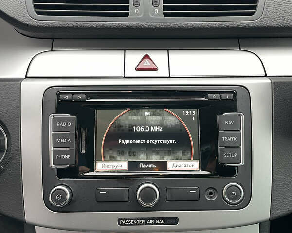 Черный Фольксваген Пассат, объемом двигателя 1.4 л и пробегом 171 тыс. км за 6999 $, фото 21 на Automoto.ua