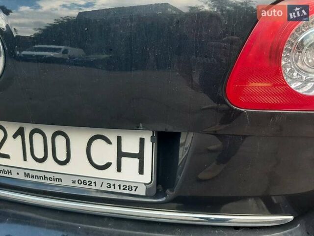 Черный Фольксваген Пассат, объемом двигателя 2 л и пробегом 328 тыс. км за 8000 $, фото 13 на Automoto.ua