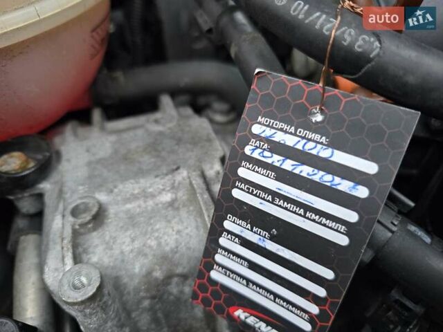 Черный Фольксваген Пассат, объемом двигателя 2 л и пробегом 225 тыс. км за 8800 $, фото 166 на Automoto.ua