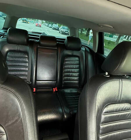 Черный Фольксваген Пассат, объемом двигателя 2 л и пробегом 323 тыс. км за 8300 $, фото 10 на Automoto.ua