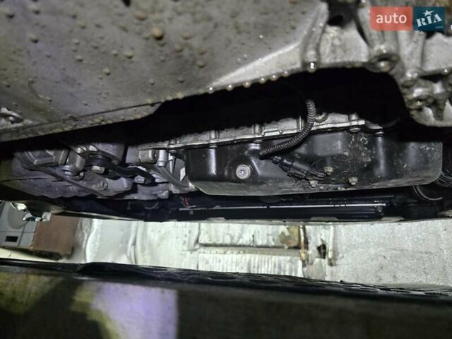 Черный Фольксваген Пассат, объемом двигателя 2 л и пробегом 225 тыс. км за 8800 $, фото 44 на Automoto.ua