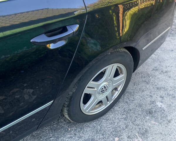 Чорний Фольксваген Пассат, об'ємом двигуна 1.97 л та пробігом 287 тис. км за 7500 $, фото 3 на Automoto.ua