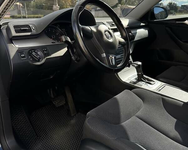 Черный Фольксваген Пассат, объемом двигателя 1.4 л и пробегом 221 тыс. км за 7100 $, фото 3 на Automoto.ua