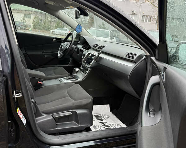 Черный Фольксваген Пассат, объемом двигателя 1.4 л и пробегом 181 тыс. км за 6999 $, фото 29 на Automoto.ua