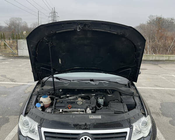 Черный Фольксваген Пассат, объемом двигателя 1.4 л и пробегом 171 тыс. км за 6999 $, фото 10 на Automoto.ua
