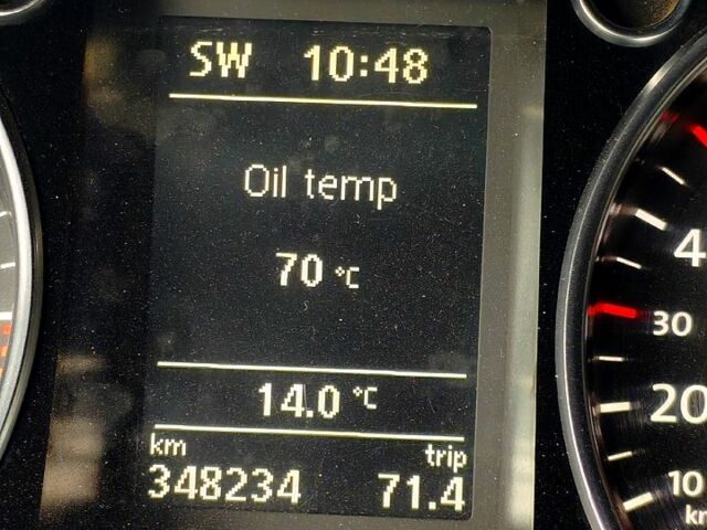 Черный Фольксваген Пассат, объемом двигателя 2 л и пробегом 340 тыс. км за 6800 $, фото 10 на Automoto.ua