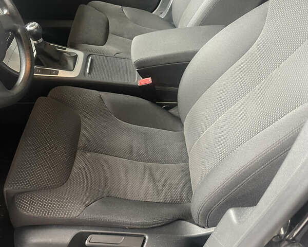 Чорний Фольксваген Пассат, об'ємом двигуна 1.6 л та пробігом 198 тис. км за 7550 $, фото 28 на Automoto.ua