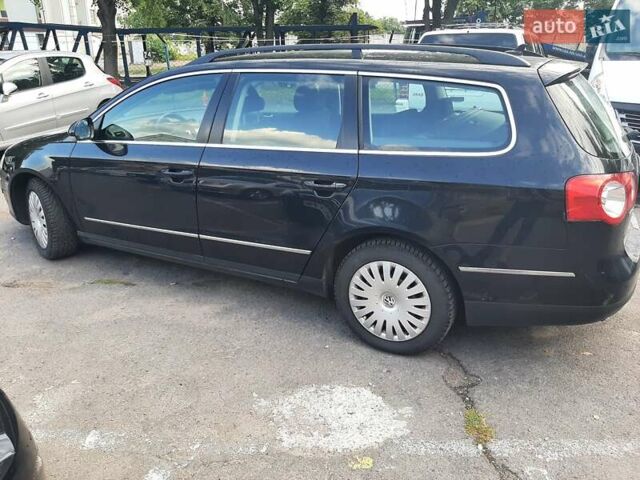 Черный Фольксваген Пассат, объемом двигателя 2 л и пробегом 328 тыс. км за 8000 $, фото 14 на Automoto.ua