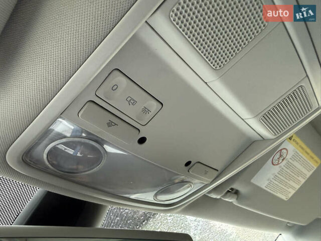 Черный Фольксваген Пассат, объемом двигателя 1.4 л и пробегом 181 тыс. км за 6999 $, фото 40 на Automoto.ua