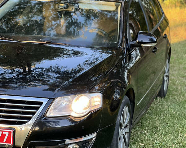 Черный Фольксваген Пассат, объемом двигателя 1.6 л и пробегом 229 тыс. км за 8222 $, фото 2 на Automoto.ua