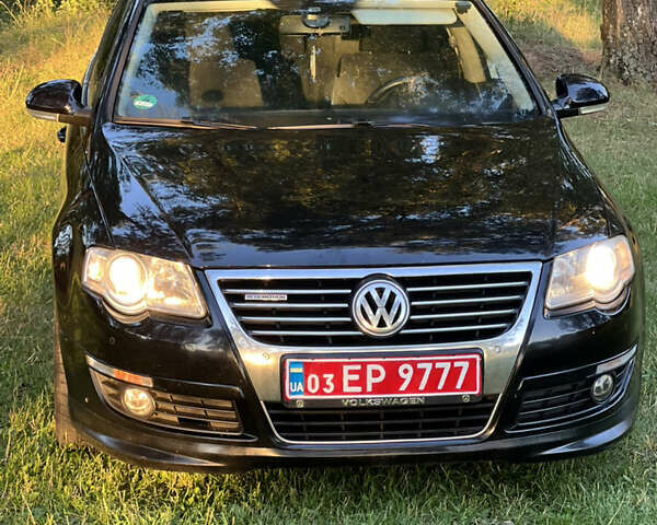 Черный Фольксваген Пассат, объемом двигателя 1.6 л и пробегом 229 тыс. км за 8222 $, фото 4 на Automoto.ua