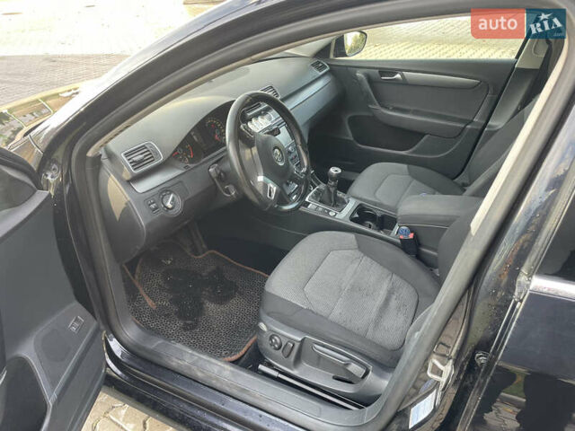 Черный Фольксваген Пассат, объемом двигателя 1.97 л и пробегом 290 тыс. км за 8350 $, фото 12 на Automoto.ua