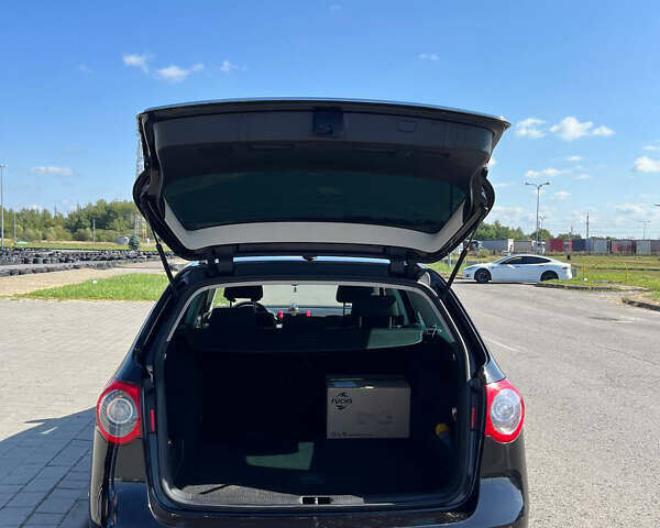 Чорний Фольксваген Пассат, об'ємом двигуна 1.97 л та пробігом 338 тис. км за 7200 $, фото 3 на Automoto.ua