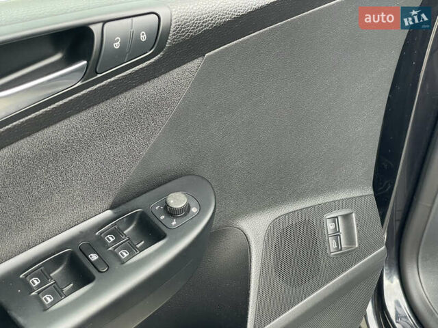 Черный Фольксваген Пассат, объемом двигателя 1.4 л и пробегом 197 тыс. км за 6500 $, фото 13 на Automoto.ua