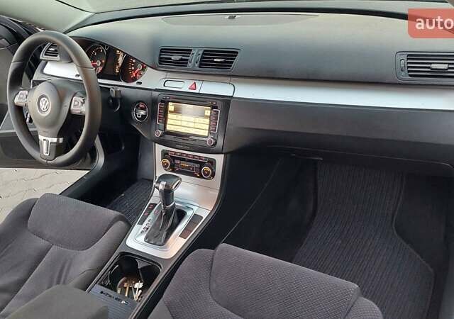 Черный Фольксваген Пассат, объемом двигателя 1.97 л и пробегом 239 тыс. км за 9222 $, фото 86 на Automoto.ua