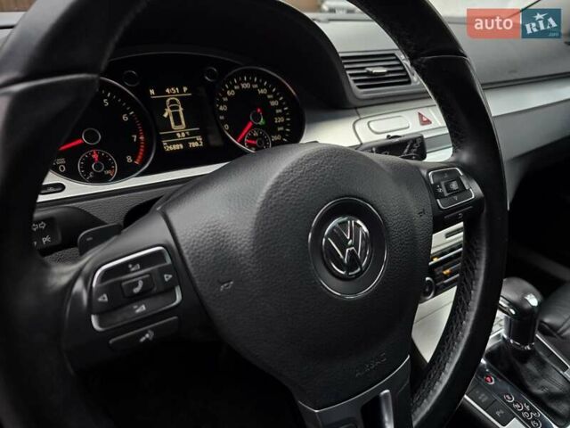 Черный Фольксваген Пассат, объемом двигателя 2 л и пробегом 225 тыс. км за 8800 $, фото 133 на Automoto.ua