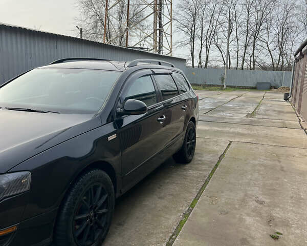 Черный Фольксваген Пассат, объемом двигателя 1.97 л и пробегом 273 тыс. км за 7600 $, фото 3 на Automoto.ua