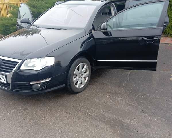 Черный Фольксваген Пассат, объемом двигателя 1.97 л и пробегом 230 тыс. км за 7500 $, фото 2 на Automoto.ua