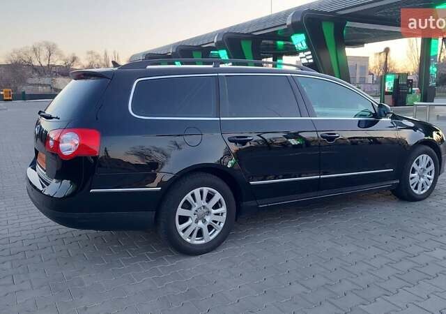 Черный Фольксваген Пассат, объемом двигателя 1.97 л и пробегом 239 тыс. км за 9222 $, фото 51 на Automoto.ua