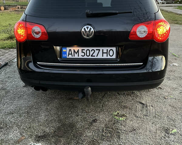 Черный Фольксваген Пассат, объемом двигателя 1.97 л и пробегом 345 тыс. км за 7400 $, фото 13 на Automoto.ua