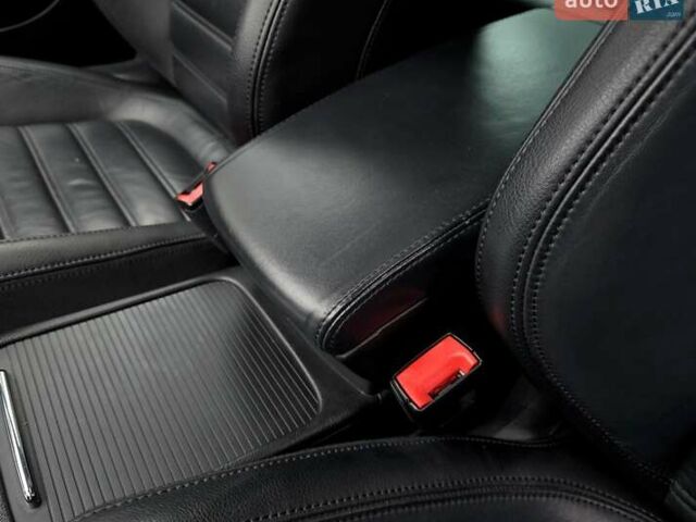 Черный Фольксваген Пассат, объемом двигателя 2 л и пробегом 225 тыс. км за 8800 $, фото 123 на Automoto.ua