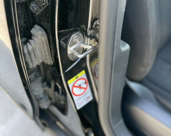 Чорний Фольксваген Пассат, об'ємом двигуна 1.97 л та пробігом 370 тис. км за 7900 $, фото 31 на Automoto.ua