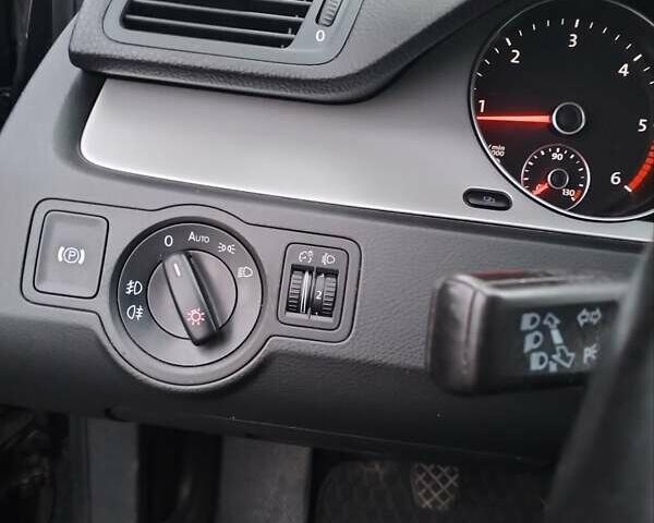 Черный Фольксваген Пассат, объемом двигателя 1.97 л и пробегом 326 тыс. км за 7500 $, фото 5 на Automoto.ua