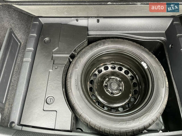 Черный Фольксваген Пассат, объемом двигателя 1.4 л и пробегом 197 тыс. км за 6500 $, фото 24 на Automoto.ua