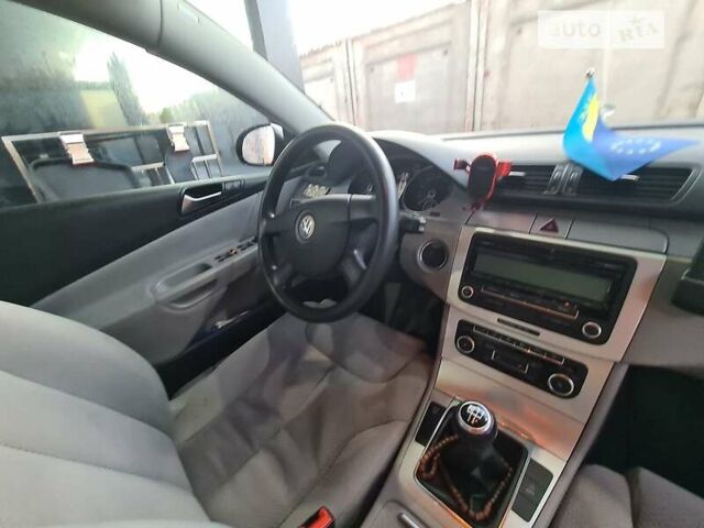 Черный Фольксваген Пассат, объемом двигателя 1.6 л и пробегом 340 тыс. км за 7000 $, фото 39 на Automoto.ua