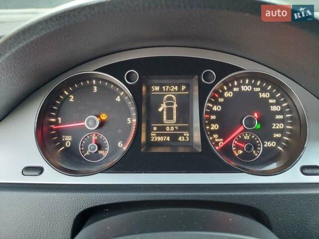 Черный Фольксваген Пассат, объемом двигателя 1.97 л и пробегом 239 тыс. км за 9222 $, фото 71 на Automoto.ua