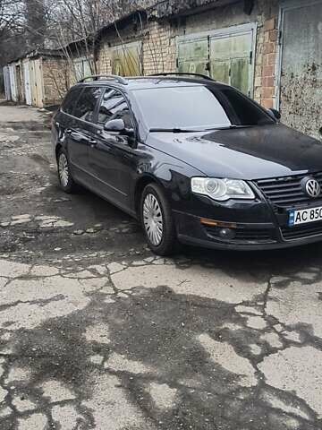 Черный Фольксваген Пассат, объемом двигателя 1.4 л и пробегом 180 тыс. км за 7700 $, фото 12 на Automoto.ua