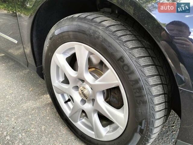 Чорний Фольксваген Пассат, об'ємом двигуна 1.4 л та пробігом 175 тис. км за 8950 $, фото 32 на Automoto.ua