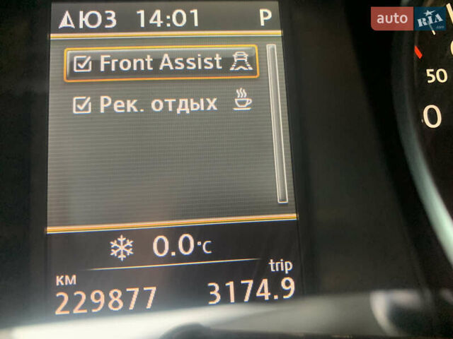 Черный Фольксваген Пассат, объемом двигателя 1.96 л и пробегом 229 тыс. км за 9600 $, фото 46 на Automoto.ua