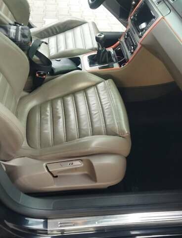 Черный Фольксваген Пассат, объемом двигателя 1.97 л и пробегом 280 тыс. км за 7200 $, фото 13 на Automoto.ua