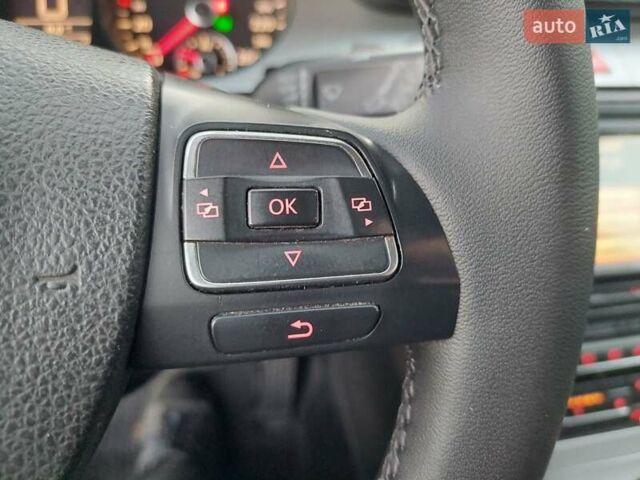 Черный Фольксваген Пассат, объемом двигателя 1.97 л и пробегом 239 тыс. км за 9222 $, фото 68 на Automoto.ua