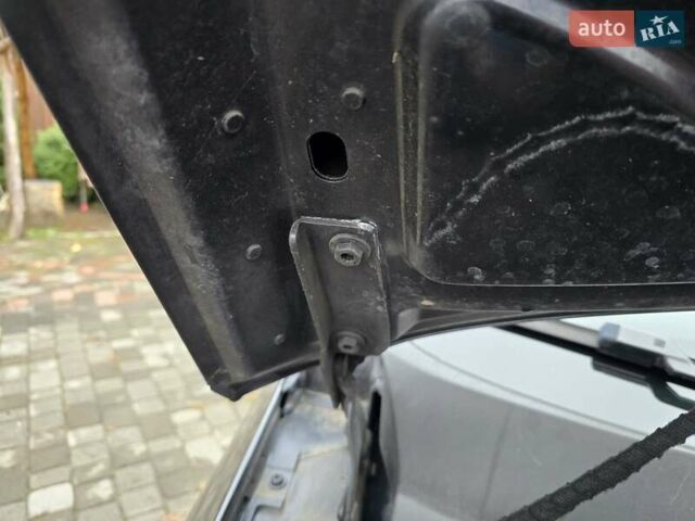 Черный Фольксваген Пассат, объемом двигателя 2 л и пробегом 225 тыс. км за 8800 $, фото 160 на Automoto.ua