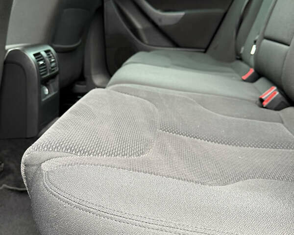 Черный Фольксваген Пассат, объемом двигателя 1.4 л и пробегом 181 тыс. км за 6999 $, фото 24 на Automoto.ua