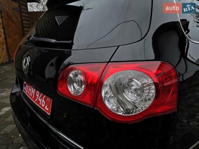 Черный Фольксваген Пассат, объемом двигателя 2 л и пробегом 225 тыс. км за 8800 $, фото 28 на Automoto.ua