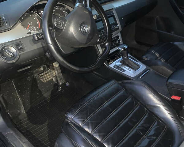 Черный Фольксваген Пассат, объемом двигателя 1.39 л и пробегом 290 тыс. км за 5999 $, фото 13 на Automoto.ua