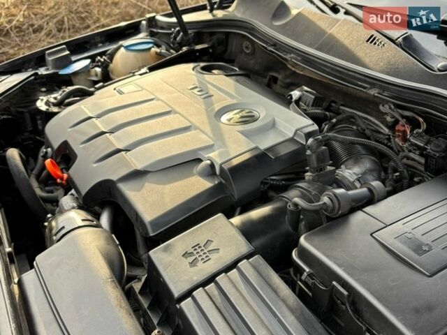 Черный Фольксваген Пассат, объемом двигателя 2 л и пробегом 336 тыс. км за 7200 $, фото 71 на Automoto.ua