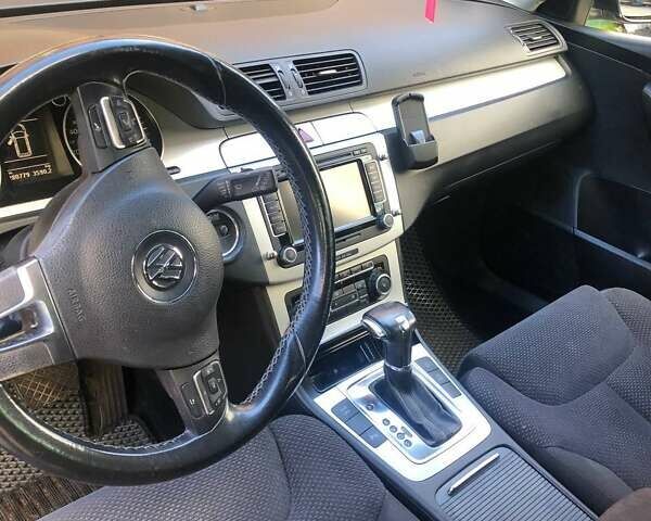 Черный Фольксваген Пассат, объемом двигателя 1.39 л и пробегом 280 тыс. км за 6699 $, фото 7 на Automoto.ua