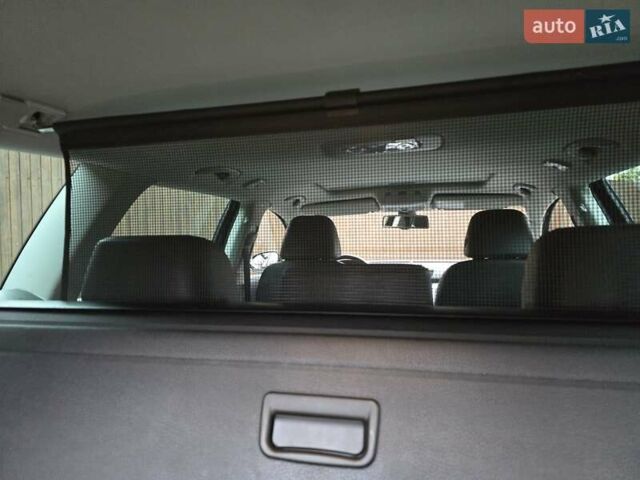 Черный Фольксваген Пассат, объемом двигателя 2 л и пробегом 225 тыс. км за 8800 $, фото 146 на Automoto.ua