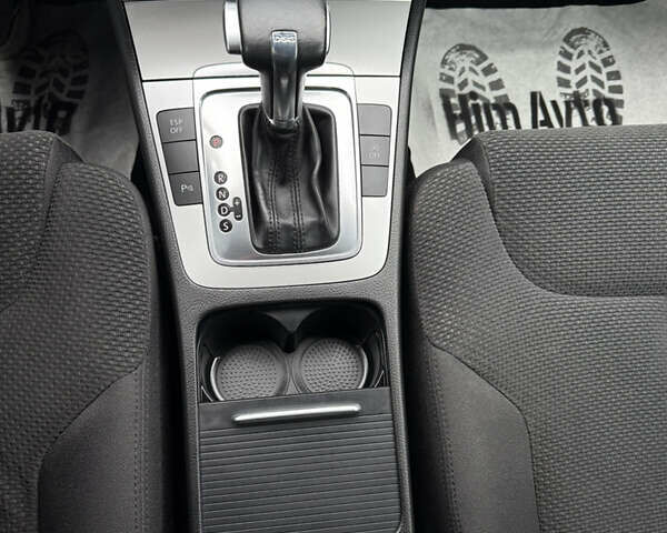 Черный Фольксваген Пассат, объемом двигателя 1.4 л и пробегом 181 тыс. км за 6999 $, фото 41 на Automoto.ua