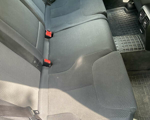 Чорний Фольксваген Пассат, об'ємом двигуна 1.97 л та пробігом 287 тис. км за 7500 $, фото 16 на Automoto.ua