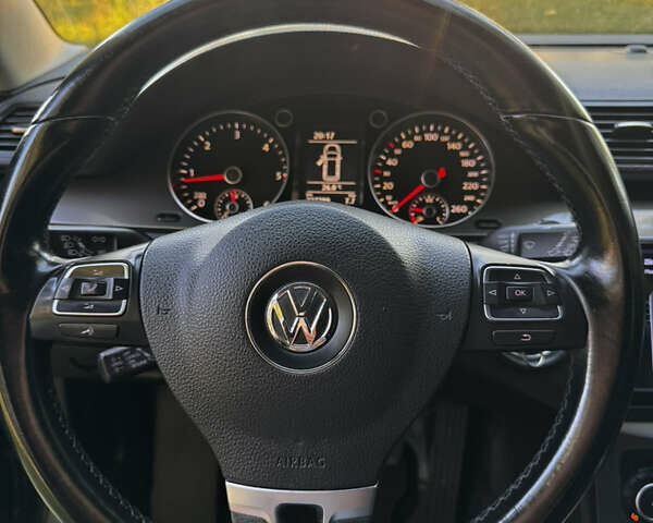 Черный Фольксваген Пассат, объемом двигателя 1.6 л и пробегом 229 тыс. км за 8222 $, фото 52 на Automoto.ua