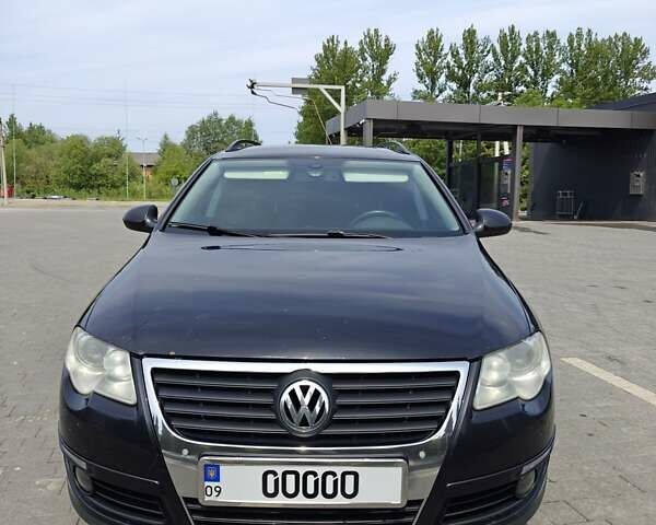 Черный Фольксваген Пассат, объемом двигателя 2 л и пробегом 370 тыс. км за 7800 $, фото 1 на Automoto.ua