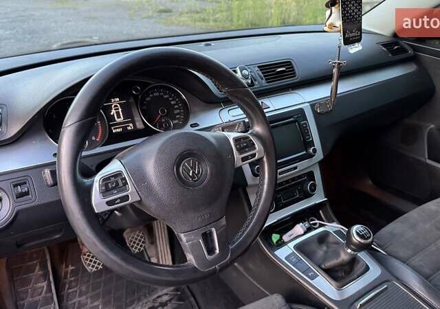 Черный Фольксваген Пассат, объемом двигателя 2 л и пробегом 290 тыс. км за 7200 $, фото 7 на Automoto.ua